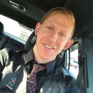 Meet your Posher, Eric